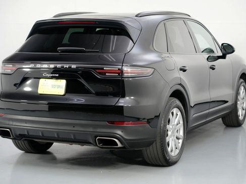 Used 2022 Porsche Cayenne Platinum Edition AWD/4WD image 53