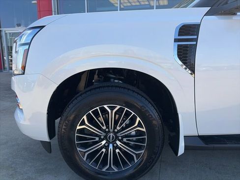 New 2026 Nissan Armada SL image 7