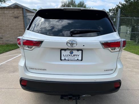 Used 2016 Toyota Highlander Limited FWD image 9