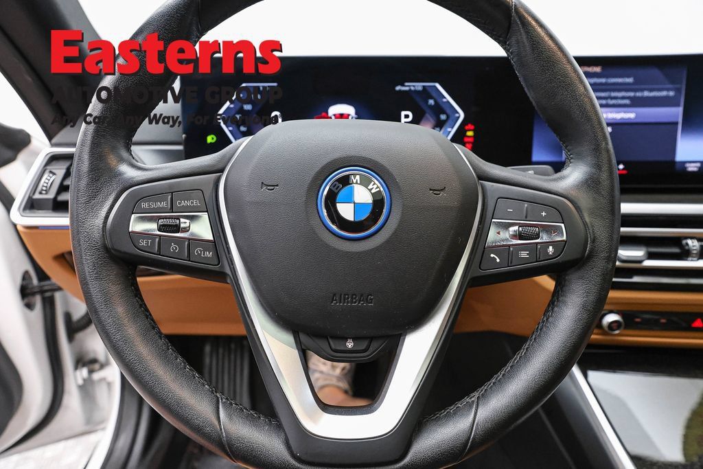Used 2023 BMW i4 eDrive35 w/ Premium Package RWD image 10