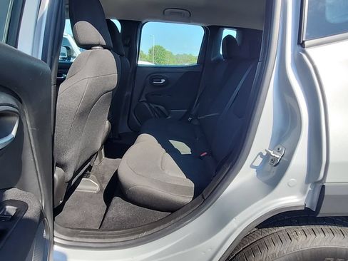 Certified 2021 Jeep Renegade Sport AWD/4WD image 21