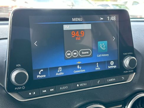 Used 2025 Nissan Sentra SV FWD image 18