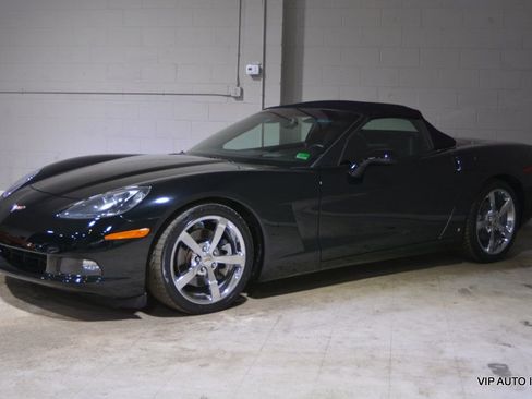 Used 2009 Chevrolet Corvette w/ Preferred Equipment Group image 24