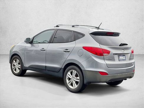 Used 2011 Hyundai Tucson GLS w/ Navigation Pkg 2 AWD/4WD image 7
