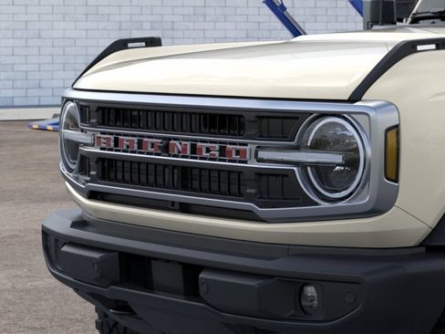 New 2026 Ford Bronco Outer Banks w/ Sasquatch Package AWD/4WD image 19