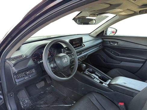 Used 2025 Honda Accord SE image 9