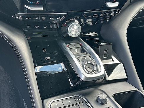 Used 2023 Acura MDX SH-AWD w/ Advance Package image 26
