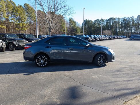 Used 2016 Toyota Corolla S image 4