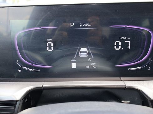 Used 2025 Kia Telluride S FWD image 22