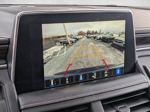 Used 2022 Chevrolet Tahoe Premier AWD/4WD image 13