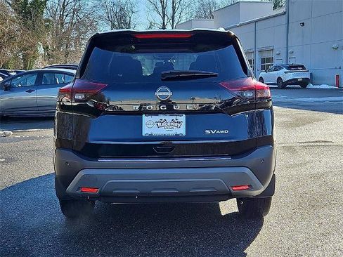 Certified 2023 Nissan Rogue SV w/ SV Premium B Package image 6