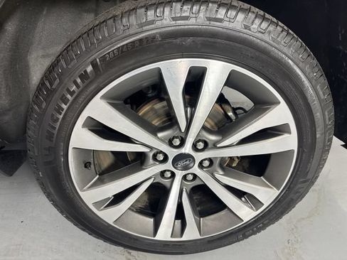 Used 2020 Ford Expedition Limited w/ Equipment Group 302A AWD/4WD image 6