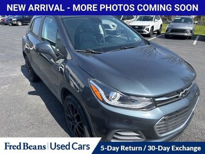 Used 2022 Chevrolet Trax LT w/ Premium Seat Package