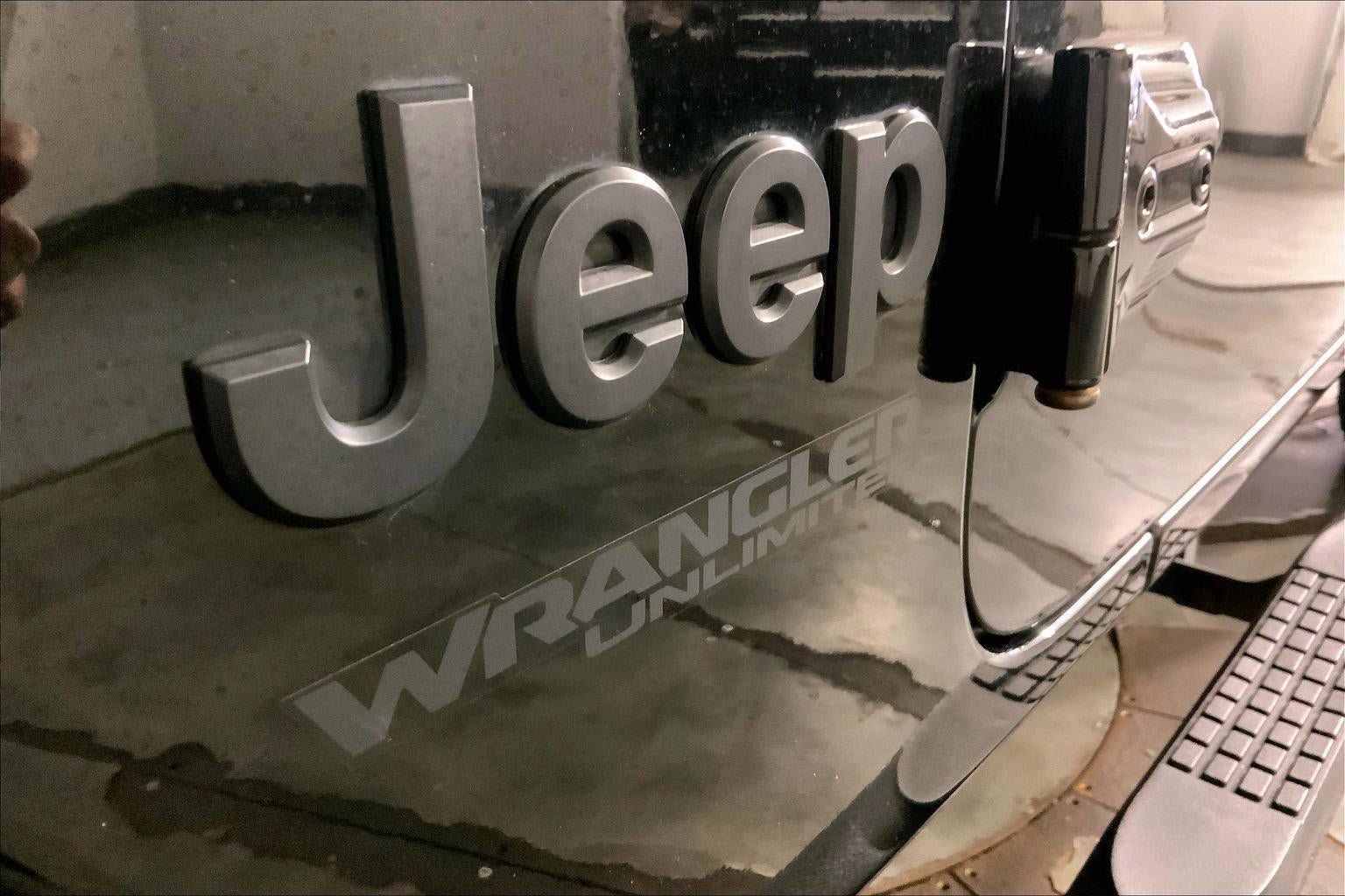 Used 2021 Jeep Wrangler Unlimited Sport AWD/4WD image 28