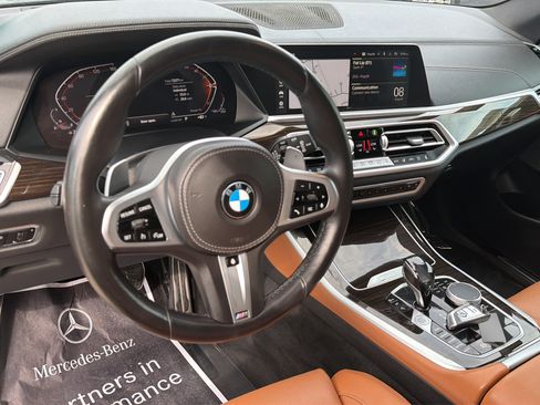 Used 2021 BMW X5 xDrive40i w/ M Sport Package AWD/4WD image 11