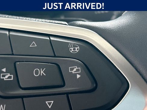 Used 2024 Volkswagen Atlas SE FWD image 18