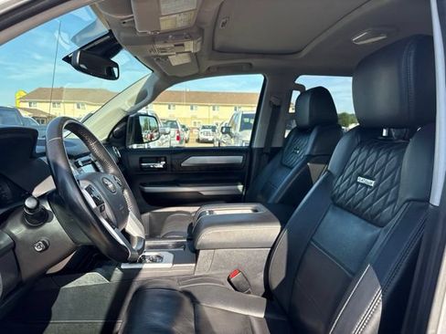 Used 2019 Toyota Tundra Platinum AWD/4WD image 13