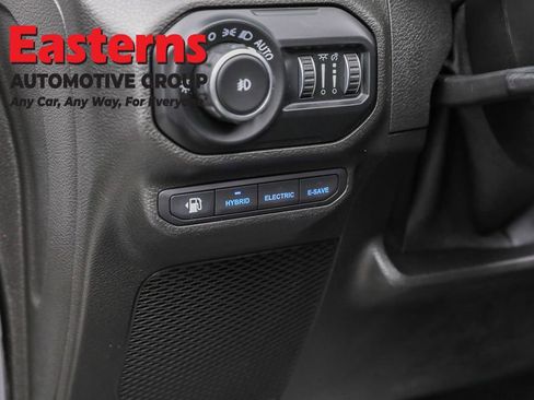 Used 2021 Jeep Wrangler Unlimited Sahara w/ Cold Weather Group image 24