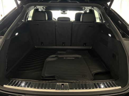 Certified 2025 Porsche Cayenne Coupe image 28