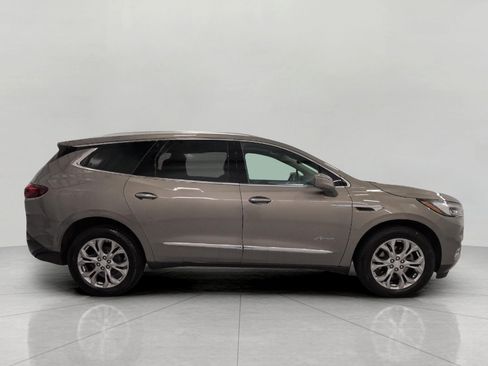 Used 2019 Buick Enclave Avenir w/ Avenir Technology Package AWD/4WD image 11