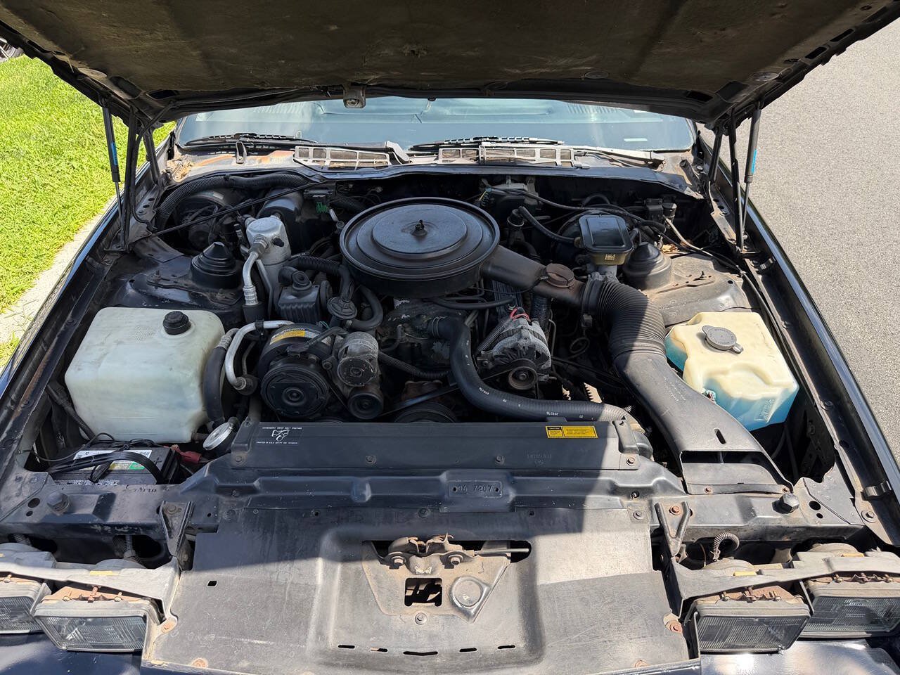 Used 1989 Chevrolet Camaro IROC-Z RWD image 18