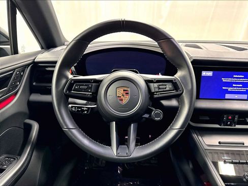 Used 2026 Porsche Macan 4S Electric AWD/4WD image 17