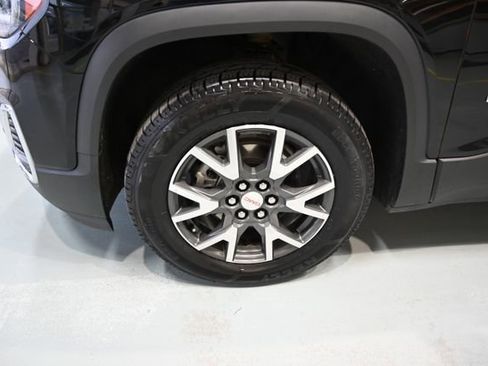 Used 2021 GMC Acadia SLE w/ Driver Convenience Package FWD image 30