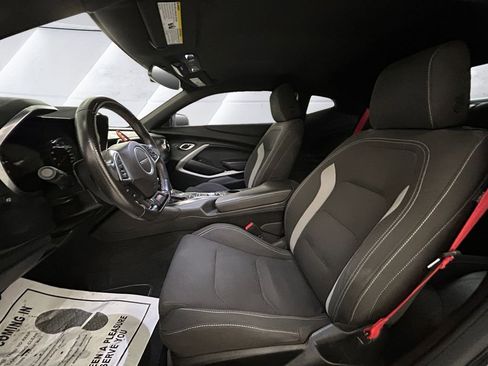 Used 2022 Chevrolet Camaro SS RWD image 7