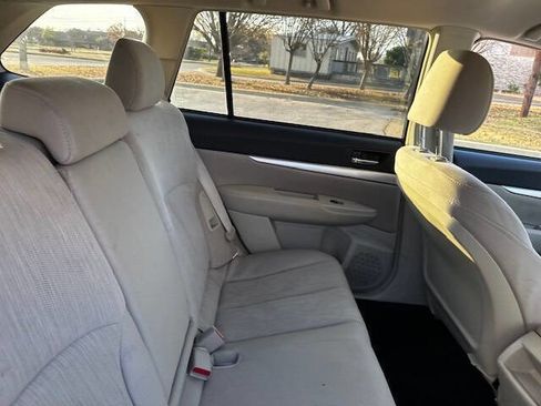 Used 2013 Subaru Outback 2.5i Premium image 20