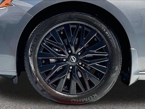 Used 2025 Nissan Altima 2.5 SV w/ SV Special Edition Package FWD image 34