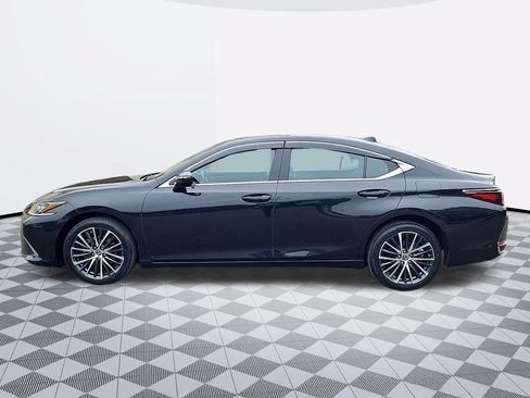 Used 2022 Lexus ES 250 w/ Premium Package AWD/4WD image 3