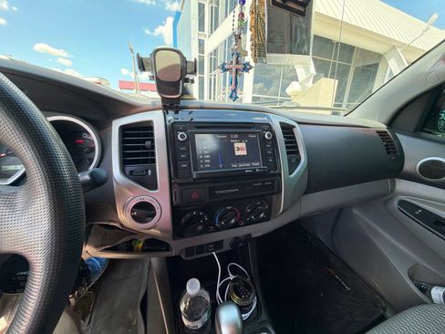 Used 2015 Toyota Tacoma 4x4 Double Cab w/ SR5 Package image 20