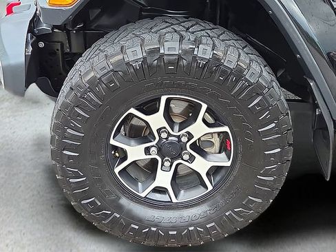 Used 2021 Jeep Wrangler Unlimited Rubicon AWD/4WD image 9