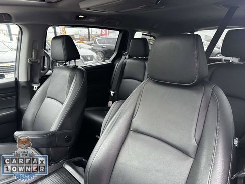 Used 2023 Honda Odyssey Touring image 16