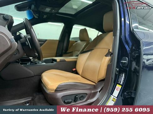 Used 2019 Lexus ES 350 w/ Premium Package FWD image 17