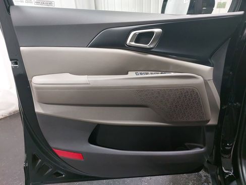 New 2026 Kia Carnival LXS image 29