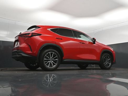 Used 2024 Lexus NX 250 FWD w/ Towing Package (2000 Lbs) image 42