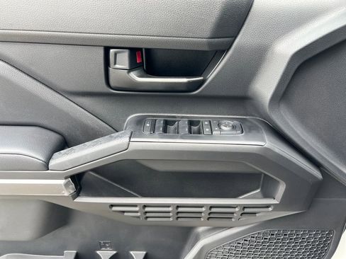 New 2026 Toyota Tacoma SR5 AWD/4WD image 17