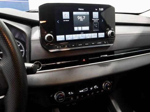 Used 2024 Mitsubishi Outlander SE image 33