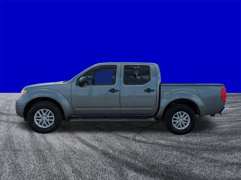 Used 2016 Nissan Frontier SV w/ SV Value Truck Package RWD image 7