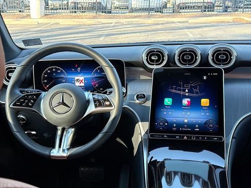 Used 2026 Mercedes-Benz GLC 300 4MATIC image 16