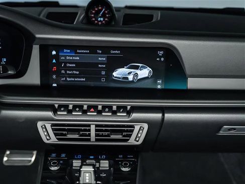 Certified 2025 Porsche 911 Carrera image 29