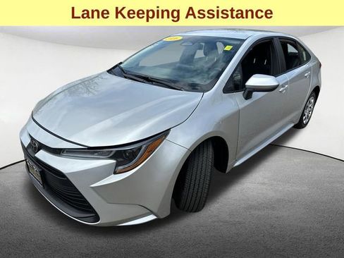 Certified 2026 Toyota Corolla LE FWD image 5