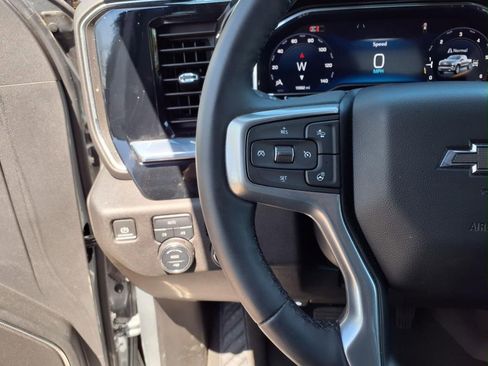 Used 2024 Chevrolet Silverado 1500 RST image 10