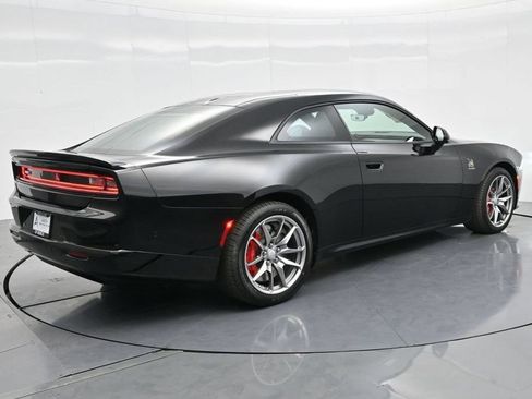 Used 2025 Dodge Charger Daytona Scat Pack w/ Track Pack AWD/4WD image 5