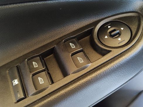 Used 2018 Ford Escape SE w/ SE Sync 3 Package image 27