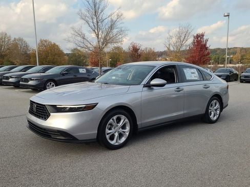 New 2025 Honda Accord LX image 3