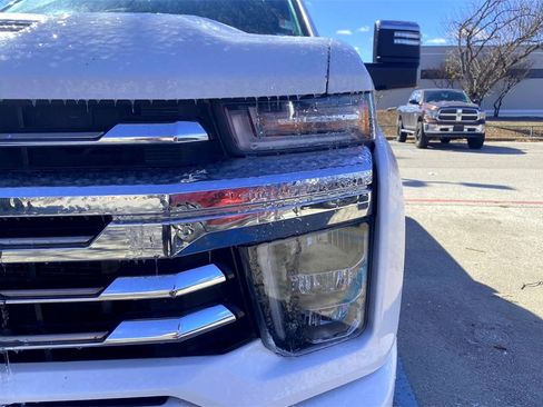 Used 2020 Chevrolet Silverado 2500 High Country w/ Z71 Off-Road Package image 7