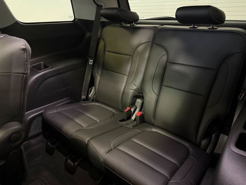 Used 2019 GMC Acadia SLT AWD/4WD image 36