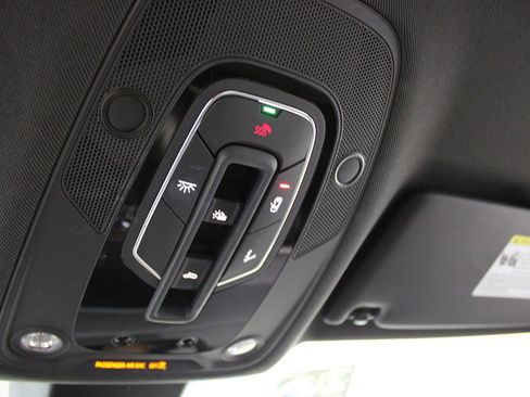 Used 2022 Audi Q5 2.0T Premium Plus image 28